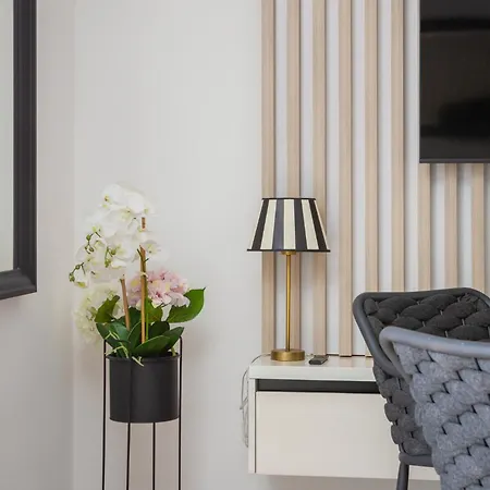 La Apartment Promajna